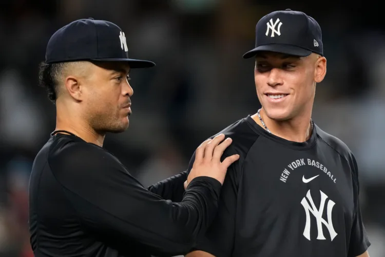 Yankees' Stanton could return for playoffs